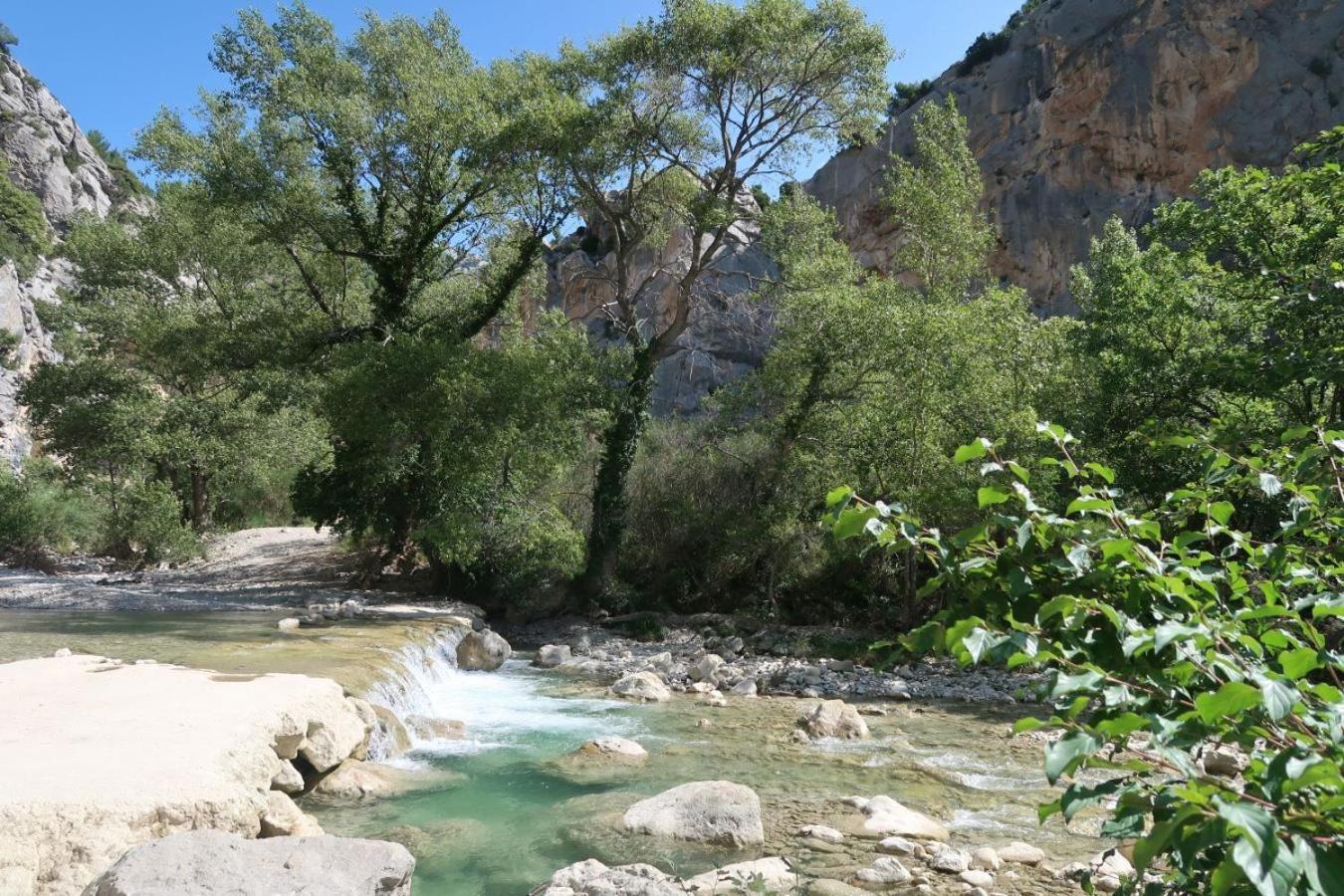 La Terrasse D'Olea, Au Coeur Du Village Buis-les-Baronnies Ngoại thất bức ảnh